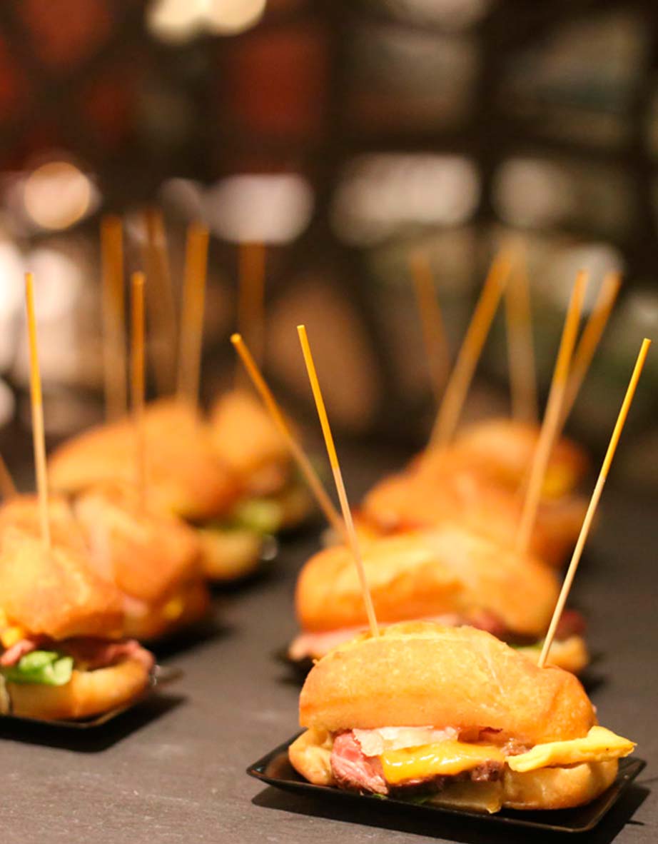 Pinchos, tapas y raciones - Restaurante bar El Montalvo